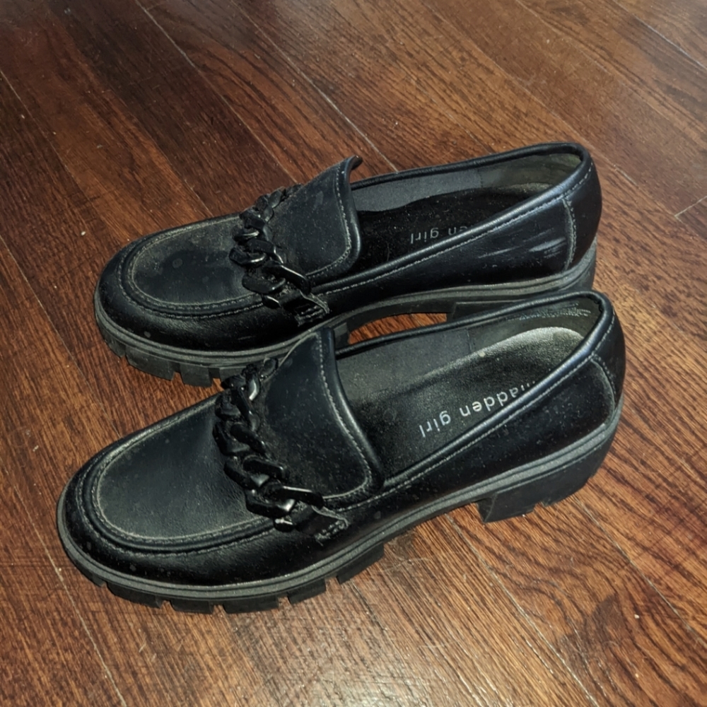 Steve Madden black leather loafers 8